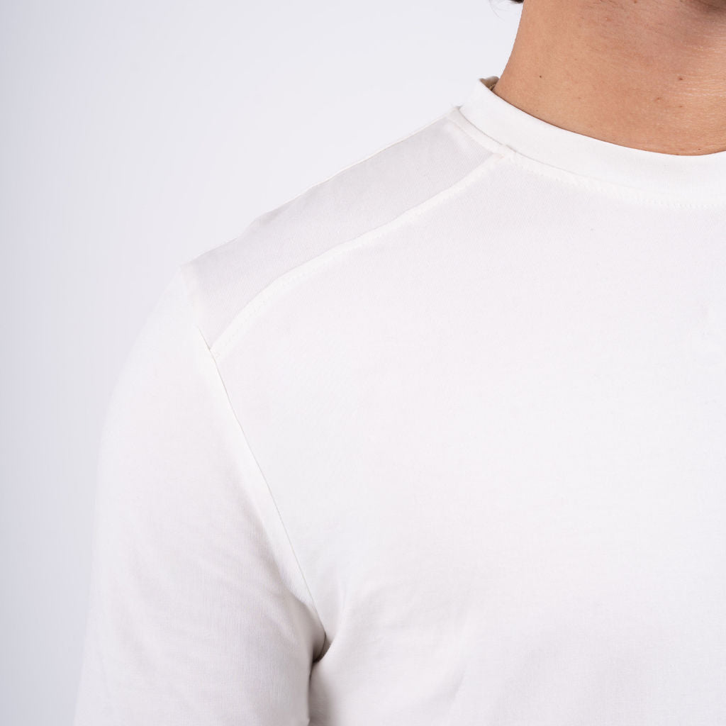 Men White Basic Long Sleeve Tee