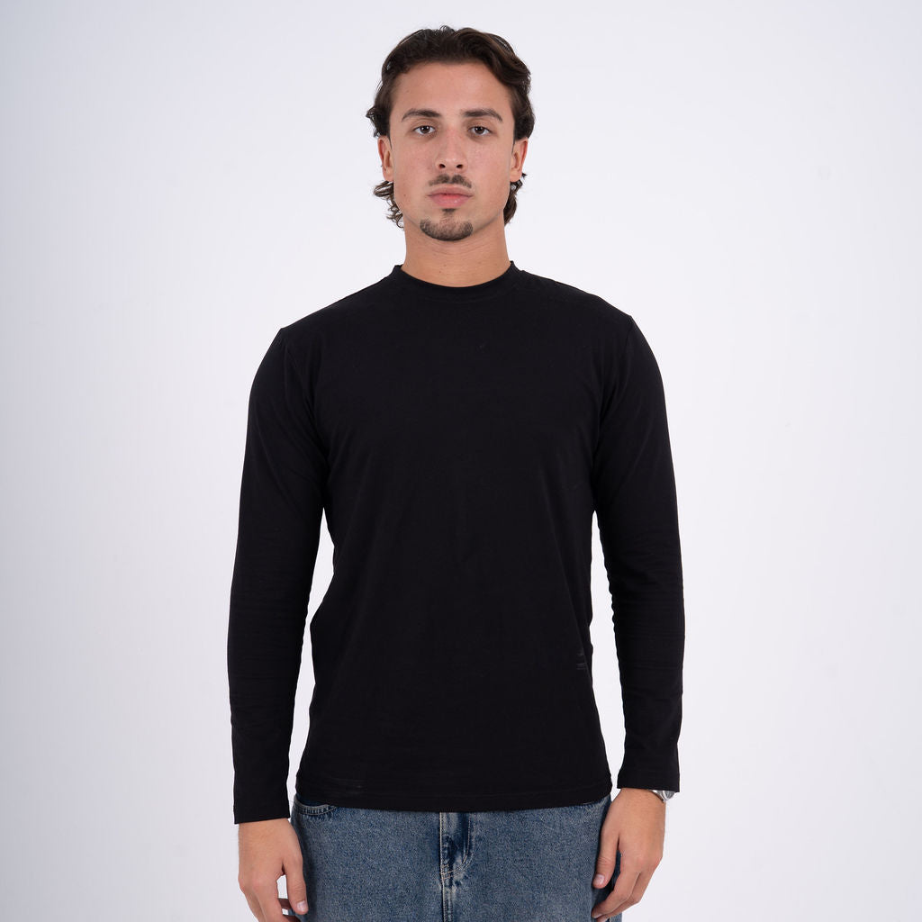 Men Black Basic Long Sleeve Tee